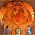 Cathédrale-de-Nevers-choeur-roman-le-Christ-en-gloire-e1430658715137