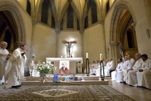 Nievre, Nevers, 18/02/2016 - Le diocese de Nevers fete sainte Bernadette. Eucharistie festive celebree par Thierry Brac de La Perriere (eveque de Nevers) a la chapelle de l'Espace Bernadette Soubirous Nevers pour les 150 ans de l'arrivee de Bernadette Soubirous dans la congregation des Soeurs de la Charite de Nevers.